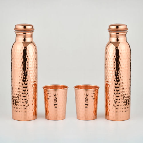 Wellora Gifting Duo  2 Hammered Bottles & 2 Glasses